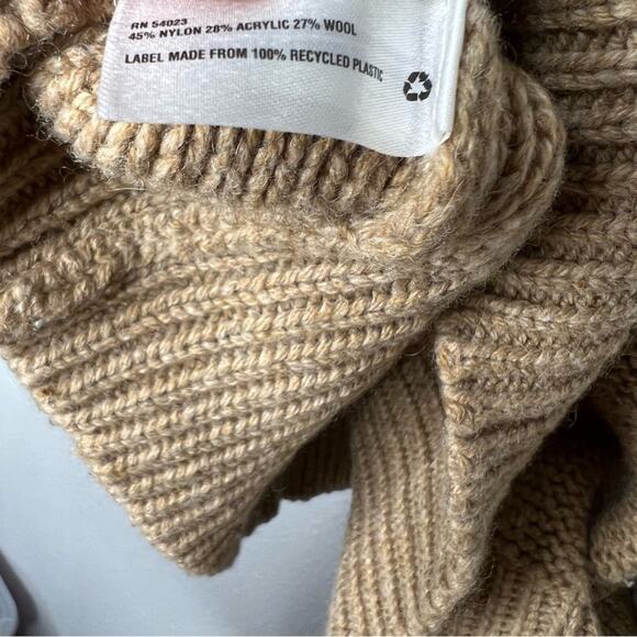 Gap Cable Knit Camel Tan Crewneck Sweater Women's size M - Picture 4 of 4